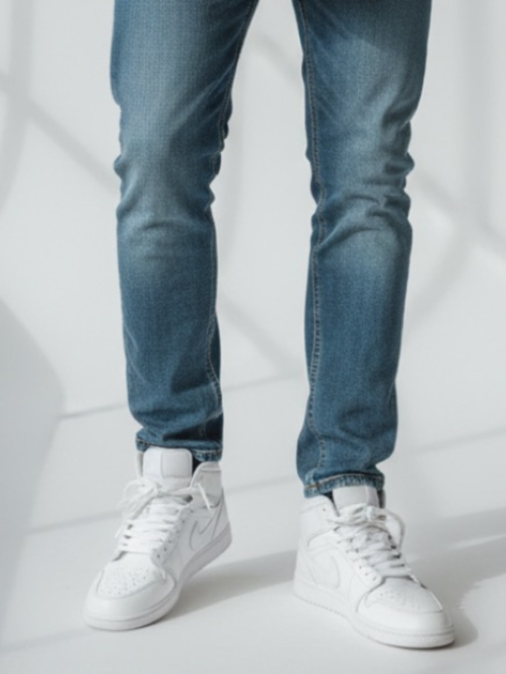 All White Jordan Mid Retro